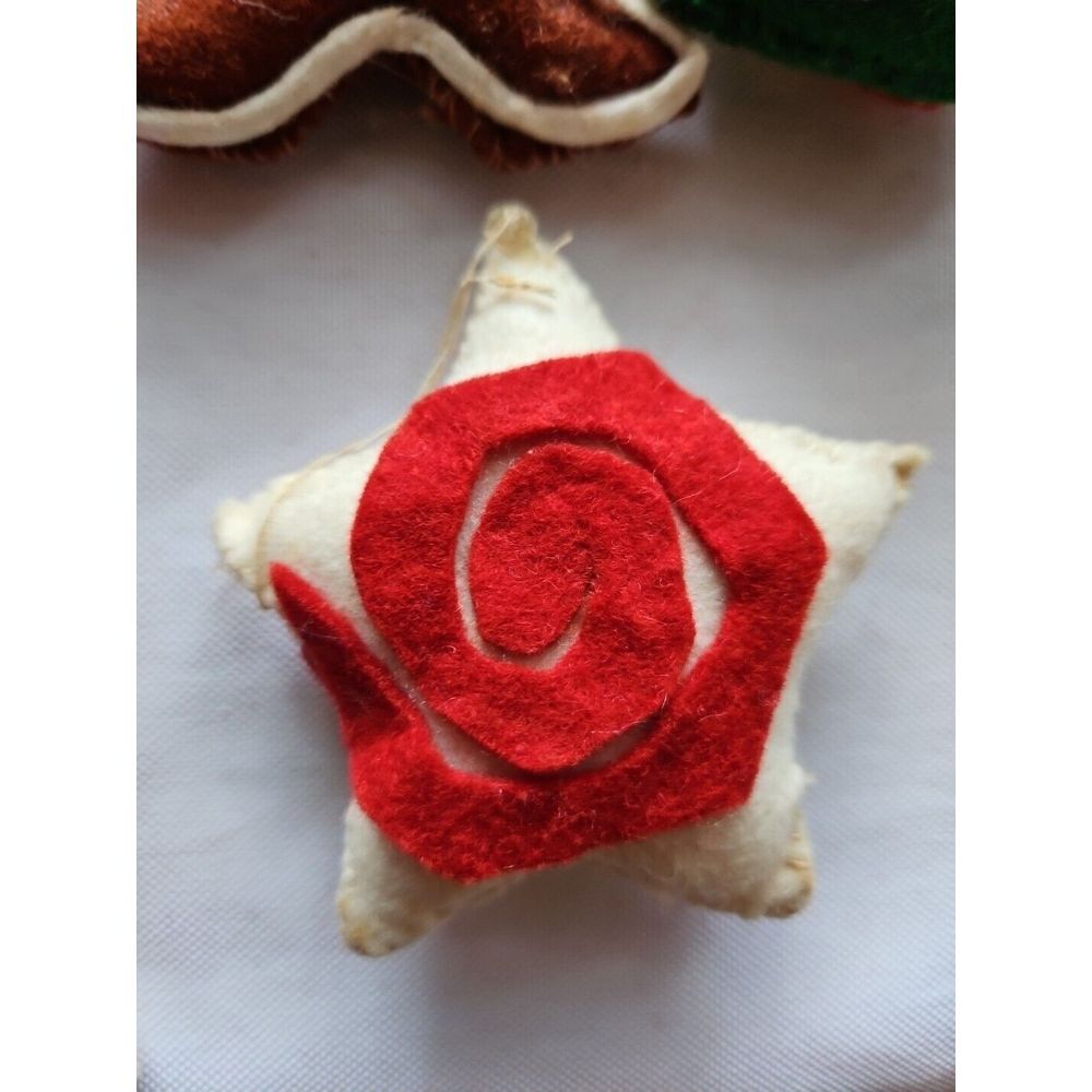 14 Vintage Felt Christmas Ornaments PRIMITIVE Plush HANDMADE Hand Crafted B - Picture 6 of 8